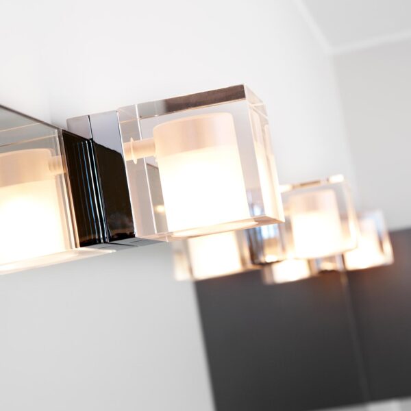 8026 Simply Light Klar Kant