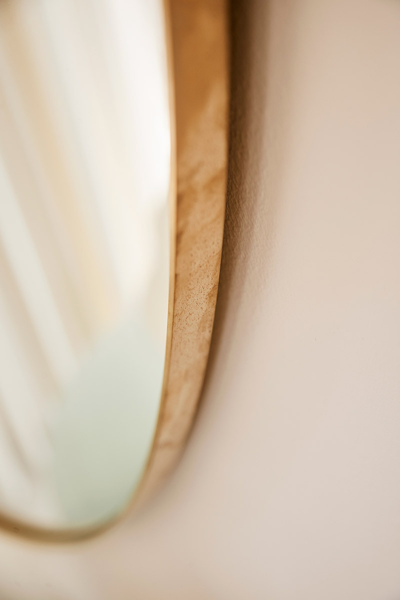 maane-spejl-messing-ramme